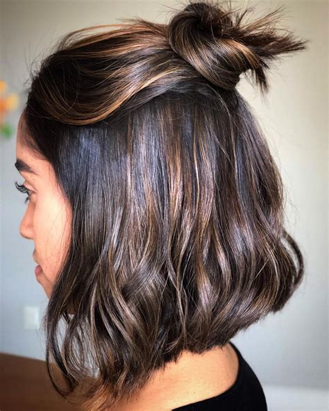 fotos para fingir que é você cabelo curto|28 estilos de cabelo curto iluminado para você se inspirar.
